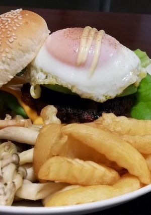 ハンバーグの次の日は、贅沢バーガー！-レシピのメイン写真