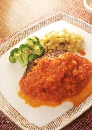 ハンバーグのにんにくトマトソース。-レシピのメイン写真