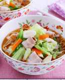 キャベツたっぷり煮込みラーメン
