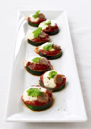 おつまみに【ズッキーニピザ】-レシピのメイン写真