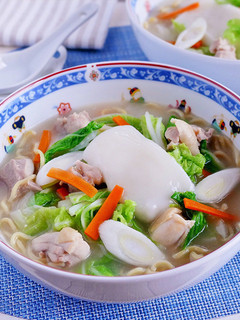 餅入り鶏塩ちゃんこ風煮込みラーメン-レシピのメイン写真