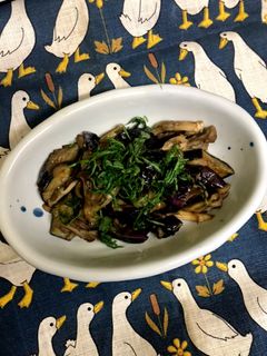 ナスと舞茸のバターポン酢炒め-レシピのメイン写真