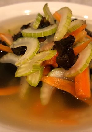 きくらげとセロリのナンプラースープ-レシピのメイン写真