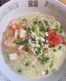 タイとチダイのアラでラーメン
