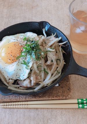 豚バラともやしの炒め物-レシピのメイン写真