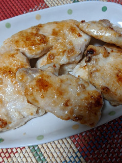 しっとり柔らか♡鶏むね肉の塩麹焼き-レシピのメイン写真