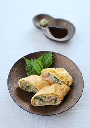 生湯葉で【海老の湯葉巻き揚げ】-レシピのメイン写真