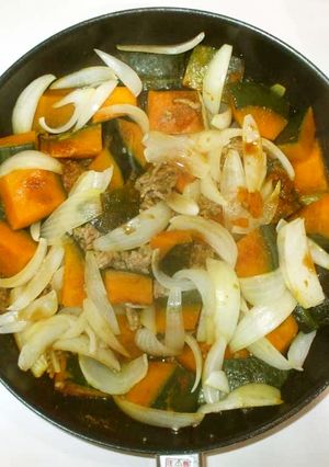 カレー味かぼちゃの煮物♪簡単フライパンで-レシピのメイン写真