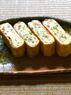 作り置き肉そぼろ入り☆だし巻き玉子☆-レシピのメイン写真