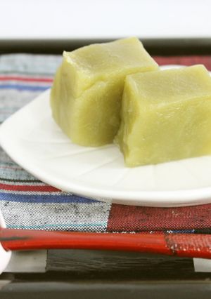 蒸し器かレンジで♪桑抹茶ういろう-レシピのメイン写真
