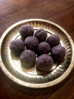 ラギラドゥウ(インドのお菓子)-レシピのメイン写真