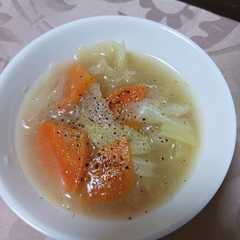 A picture of 野菜スープ.