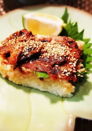 簡単 秋刀魚の蒲焼き缶 de 押し寿司-レシピのメイン写真