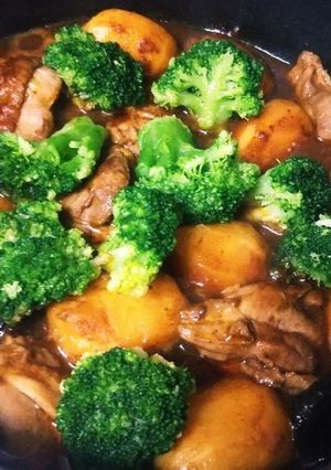 ⅲSTAUBで鶏肉の赤ワイン煮-レシピのメイン写真