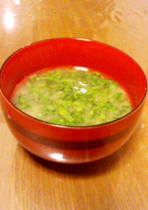 ネバネバが美味！モロヘイヤのお味噌汁-レシピのメイン写真