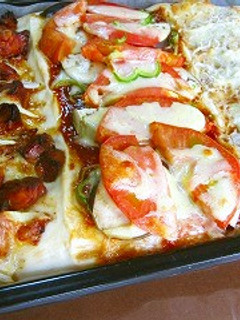 3種類の味が一気に焼ける長四角ピザ♪-レシピのメイン写真