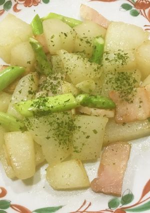 冬瓜とベーコンのガーリックバター炒め-レシピのメイン写真