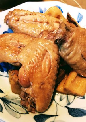 手羽先、蓮根、こんにゃくの煮物-レシピのメイン写真