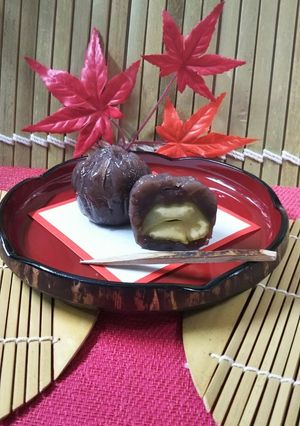 栗の甘露煮を包んだ【栗羊羹】-レシピのメイン写真
