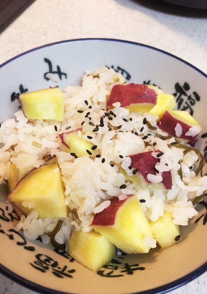 簡単すぎ〜さつまいもご飯-レシピのメイン写真