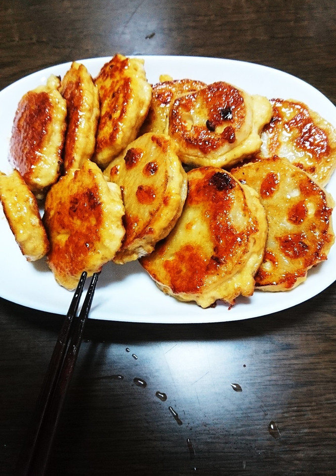 蓮根と鶏挽肉の挟み焼き！おまけにつくね！-レシピのメイン写真