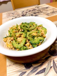 簡単!ゴーヤとツナの炒め物-レシピのメイン写真