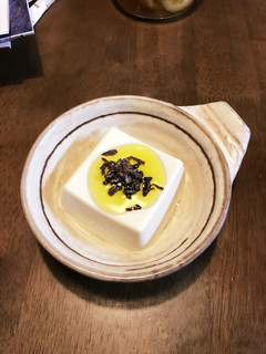 オリーブオイルと塩昆布の冷奴-レシピのメイン写真