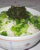 刻み葱とにんにく醤油ダレのご飯