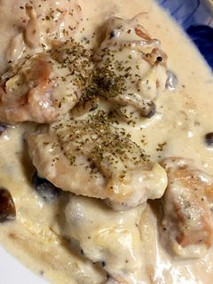 鳥とキノコのクリーム煮-レシピのメイン写真