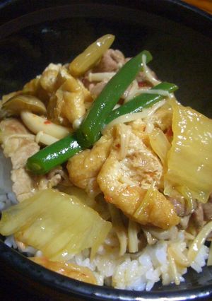 じゅわぁぁぁんな油揚げとキムチ丼-レシピのメイン写真