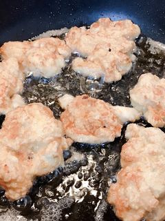 たこ焼き粉&白だしで美味♡鶏胸肉の唐揚げ-レシピのメイン写真