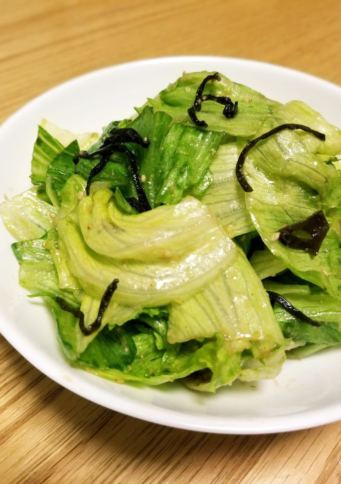簡単副菜⭐レタスと塩昆布のごまポン和え⭐-レシピのメイン写真