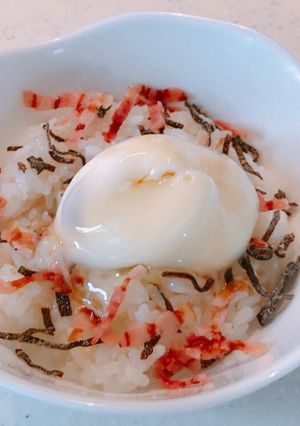 レンジで簡単！カリカリベーコン温玉丼-レシピのメイン写真