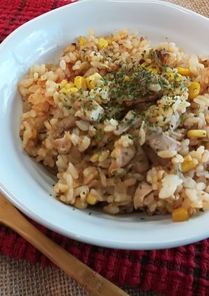 お好みソースで！炊き込みチキンライス-レシピのメイン写真
