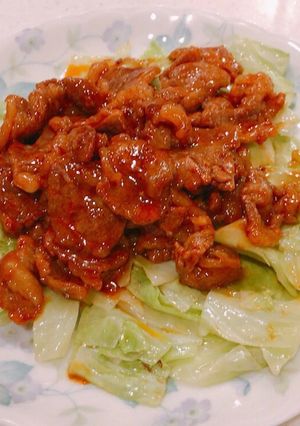 味付け牛カルビとキャベツの、スタミナ炒め-レシピのメイン写真