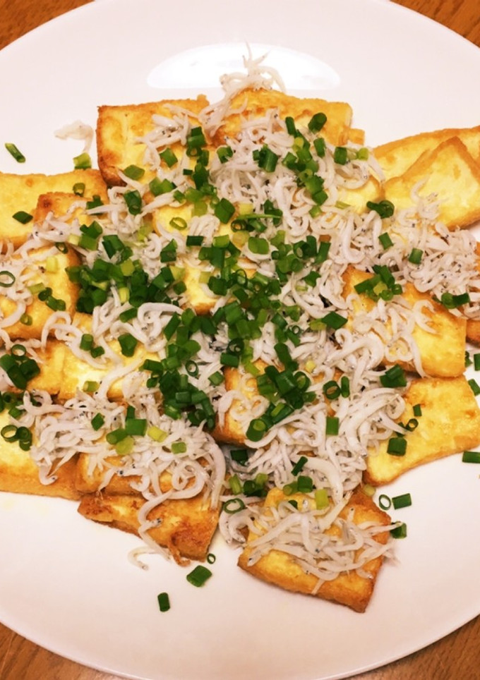 簡単☆厚揚げ焼きのシラス乗せ☆-レシピのメイン写真