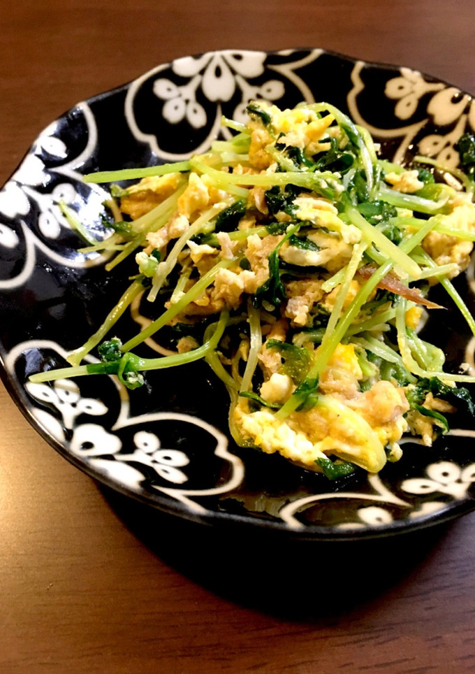 豆苗のにんじんしりしり風炒め-レシピのメイン写真