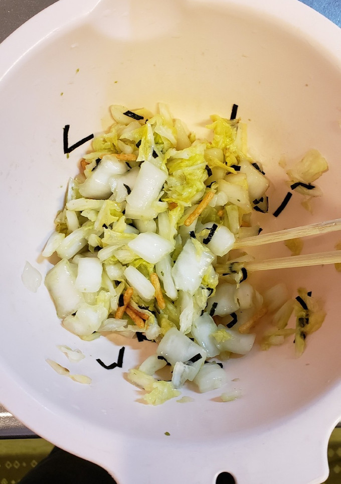 浅漬け。白菜の浅漬けをお茶漬けの素で、-レシピのメイン写真