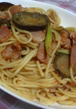 トマトたっぷり!ベ－コンとなすのパスタ☆-レシピのメイン写真