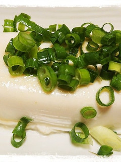 さっぱりおつまみ☆塩で食べる冷奴-レシピのメイン写真