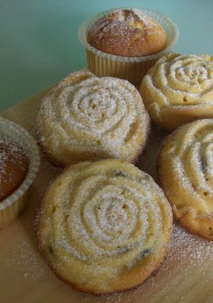 シリコンローズ型のケーキ☆ココナッツ風味-レシピのメイン写真