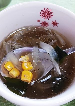 マグカップとレンチンで簡単コンソメスープ-レシピのメイン写真