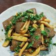 こんにゃくとカットぶなしめじの炒め煮