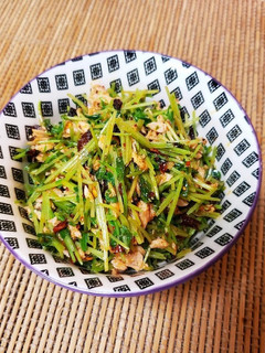 簡単うま辛!豆苗とツナのラー油和え-レシピのメイン写真