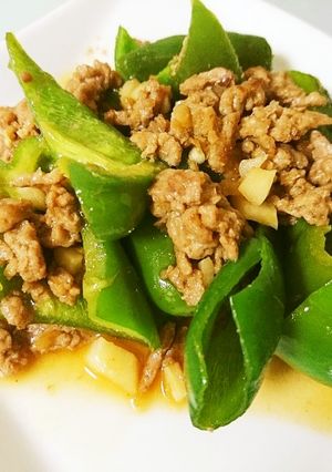 ピーマンと挽肉のオイスターソース炒め-レシピのメイン写真