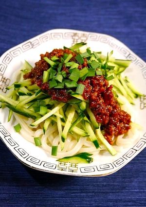 簡単！汁なし☆ピリ辛肉味噌うどん-レシピのメイン写真