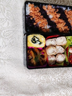 長芋の豚肉巻きを入れたお弁当です。-レシピのメイン写真