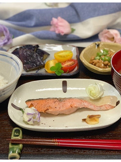 食物アレレシピ 生鮭のガーリックソテー-レシピのメイン写真