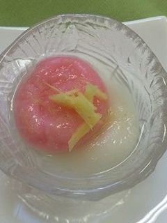 白玉団子のしょうがシロップがけ（透析食）-レシピのメイン写真
