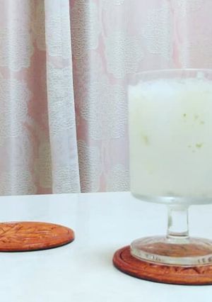 すり下ろし梨ソーダ、梨ジュース、梨サワー-レシピのメイン写真